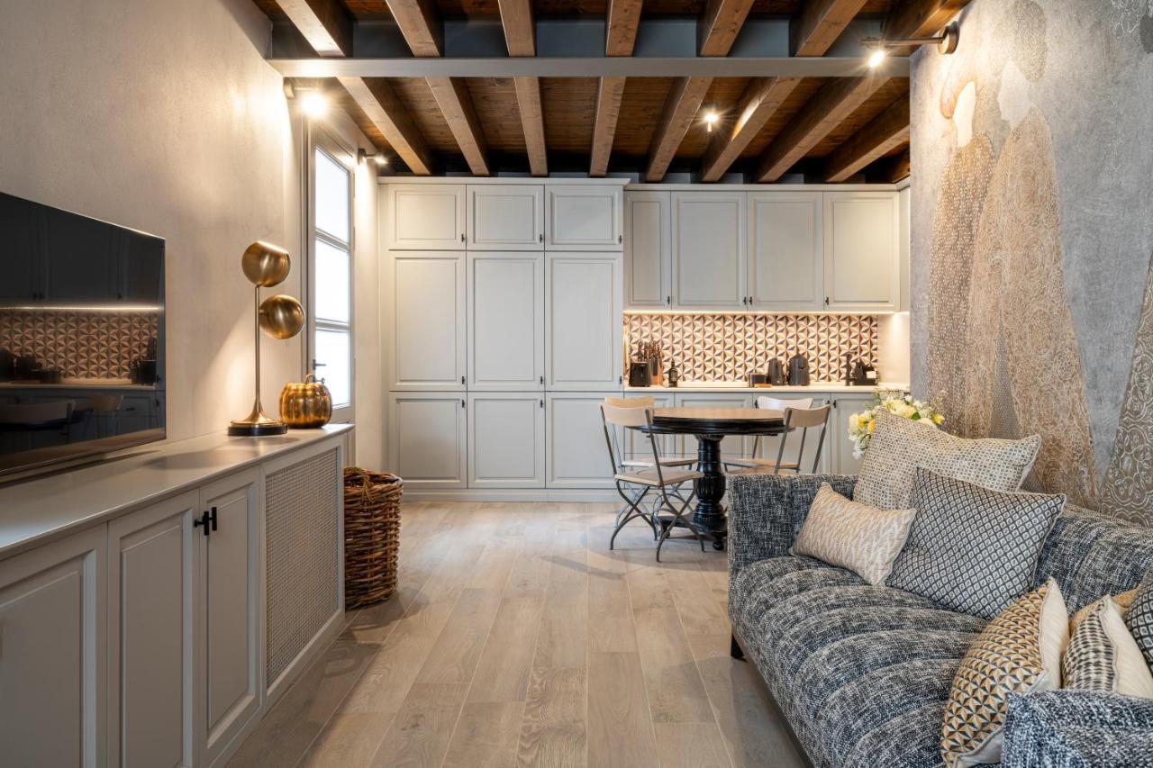 Corlo Holiday Home لوناتو المظهر الخارجي الصورة